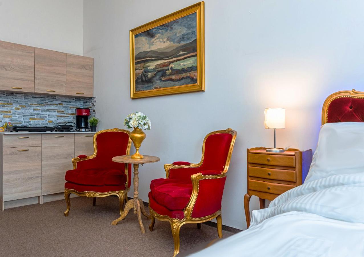 Bank Invest Apartmens - Old Town Apartment Prague Luaran gambar