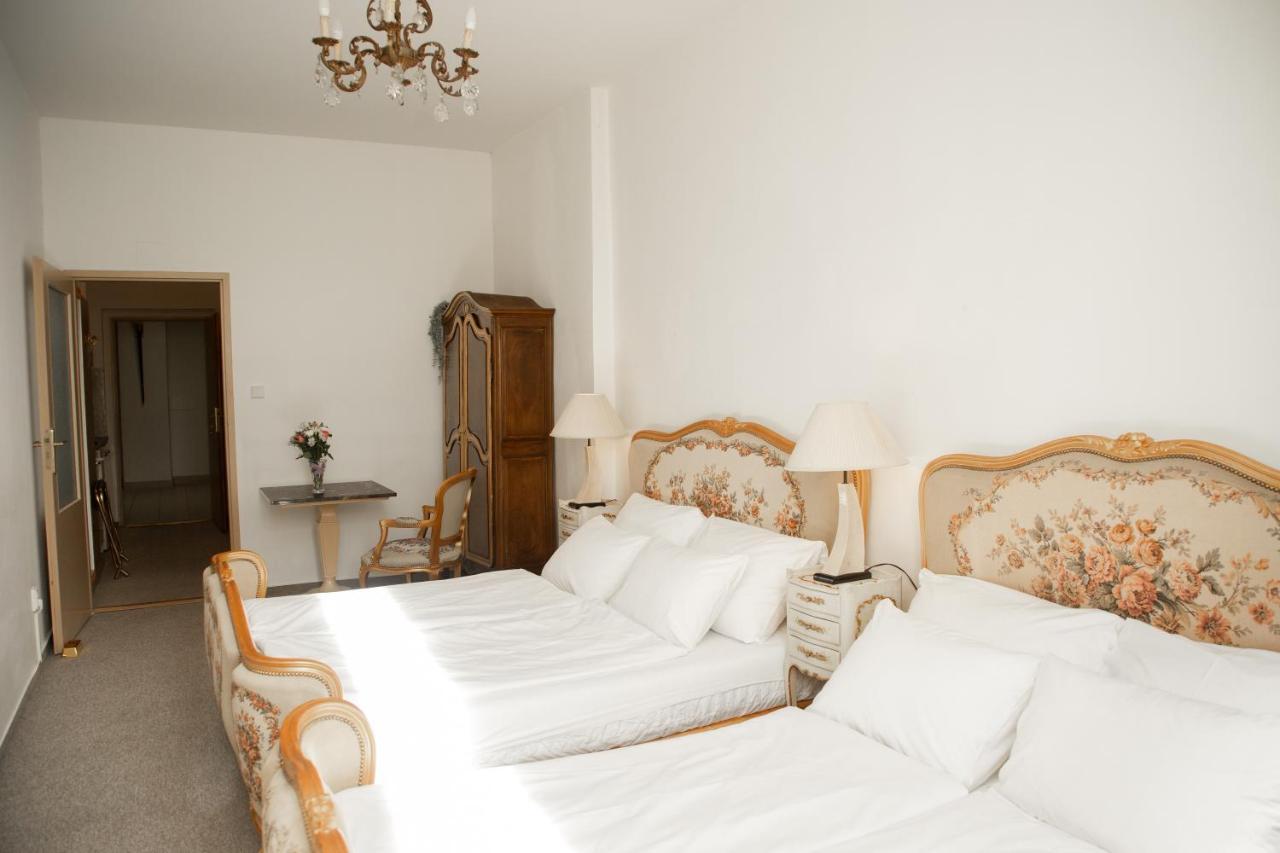 Bank Invest Apartmens - Old Town Apartment Prague Luaran gambar