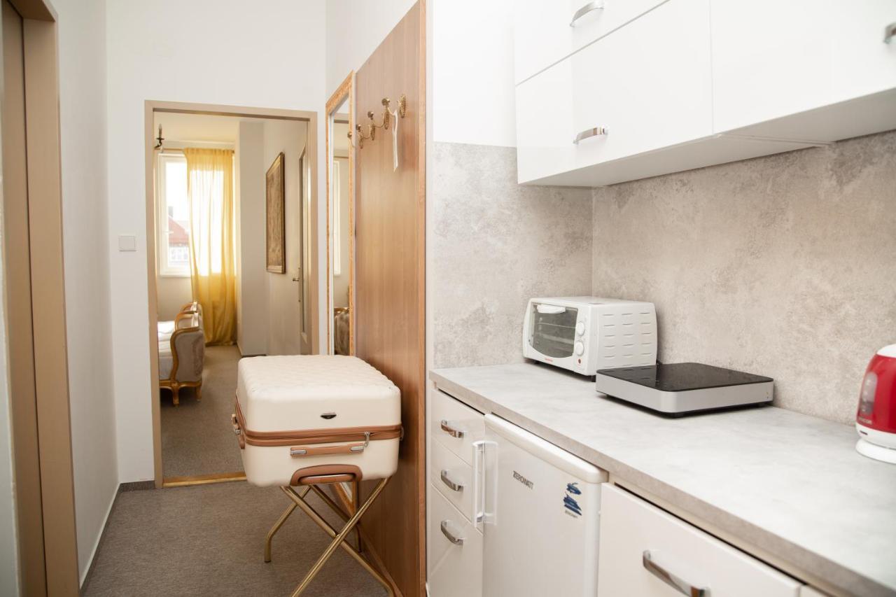 Bank Invest Apartmens - Old Town Apartment Prague Luaran gambar