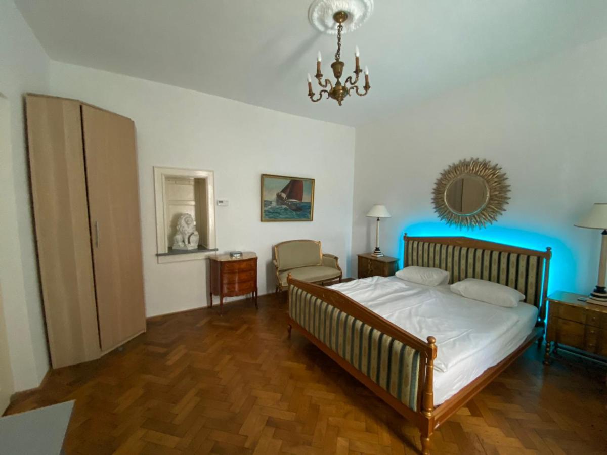 Bank Invest Apartmens - Old Town Apartment Prague Luaran gambar