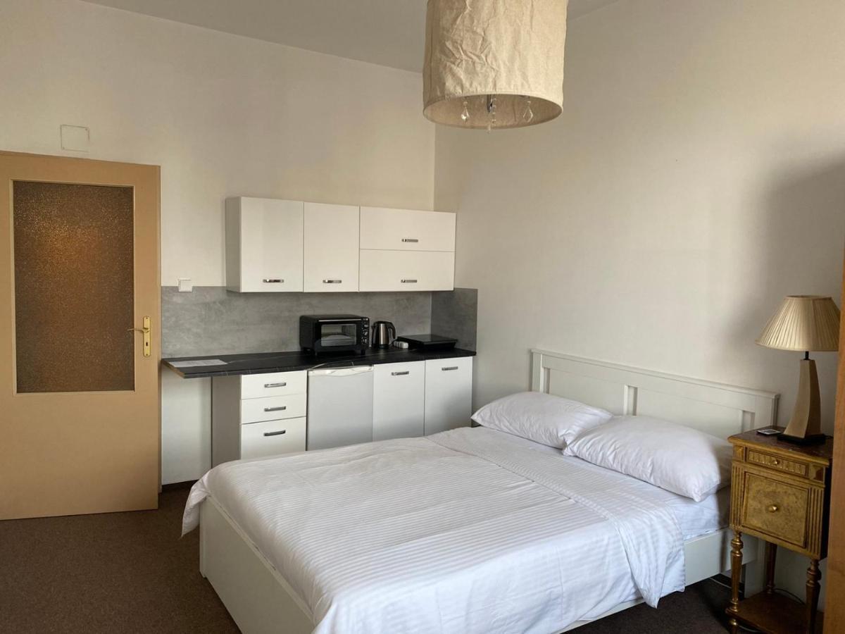 Bank Invest Apartmens - Old Town Apartment Prague Luaran gambar