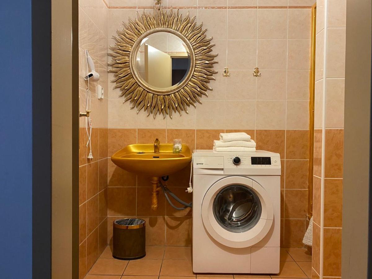 Bank Invest Apartmens - Old Town Apartment Prague Luaran gambar